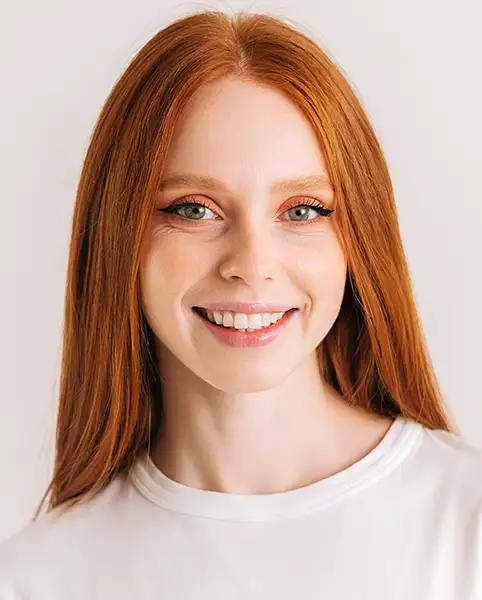 Portrait d'une jeune femme ayant un phototype de type 1